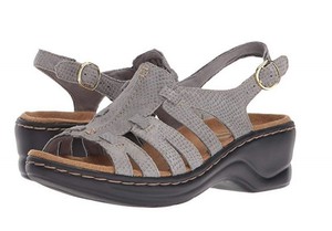 clarks lexi marigold leather sandals