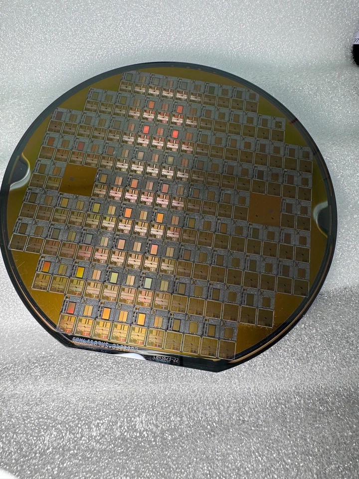 AMD 80486 x86 486 CPU Wafer 6"/150mm Rare Vintage AMD 80486 CPU Silicon Wafer