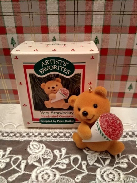 HALLMARK VERY STRAWBEARY 1988 CHRISTMAS ORNAMENTS STRAWBERRY BEAR SNOW CONE