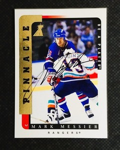 1996-97 Pinnacle Be a Player Autographs #111 Mark Messier New York Rangers