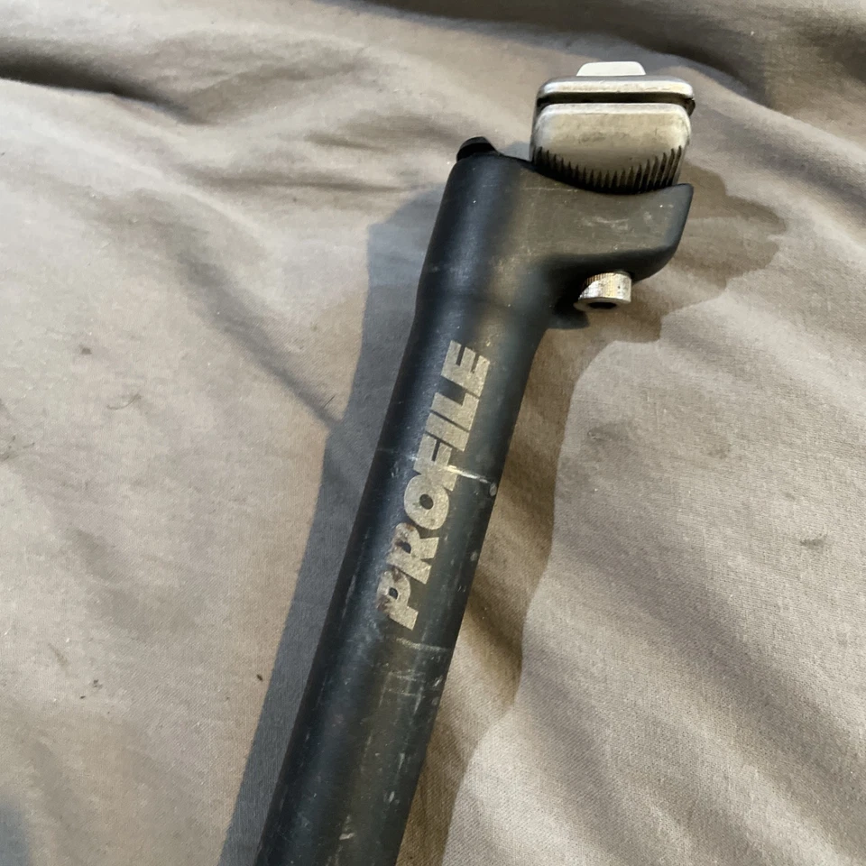 Tija de sillín de aluminio perfil 28,6 mm Foto 2 de 4