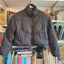 H&M Divided Black Cropped Puffer Jacket Size ...
