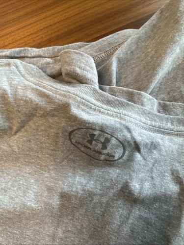 NWT Under Armour SZ L Heat Gear Mens SS TShirt Lite Heather Gray Performance - Picture 9 of 9