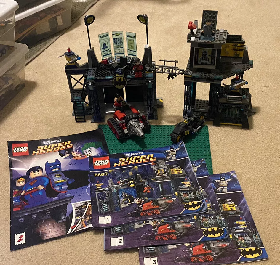 LEGO Super Heroes The Batcave 6860 