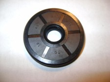 NEW TC 12X45X7 DOUBLE LIPS METRIC OIL / DUST SEAL 12mm X 45mm X 7mm