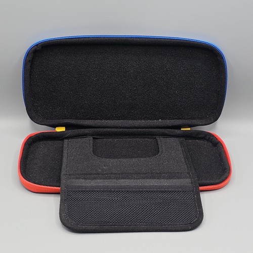 Nintendo Switch Travel Case Red - Picture 9 of 9