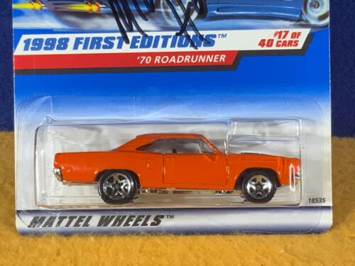 O9-41 HOT WHEELS FIRST EDITIONS - ‘70 ROADRUNNER - MICHAEL HERALDA AUTOGRAPHED - Picture 2 of 12