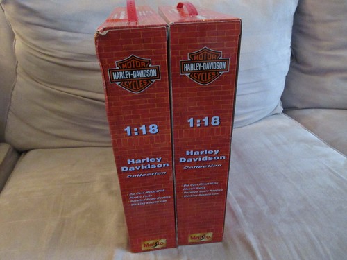 Harley-Davidson 1:18 Die Cast Collection VNTG 1999 nuovi set #-1 e #-2 - Foto 8 di 9