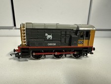 Hornby R803 Class 08 "Scotty" Diesel Shunter Number 08938