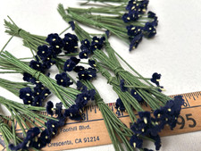 mini flowers 11-12pcs navy velvet