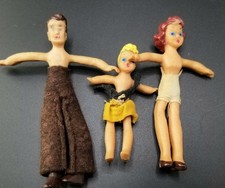 VINTAGE 1950,S SET 3 BENDABLE RUBBER FLAGG DOLLS. MOM,DAD AND BOY TLC