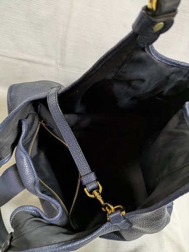 Borsa a mano LOEWE Calle blu navy in pelle borsa a tracolla media 12,6x9,4x5,9 pollici - Foto 9 di 20