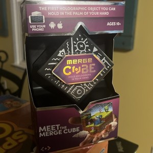 Merge Cube - Holograms in the Palm of Your Hand AV/VR Holograms NEW