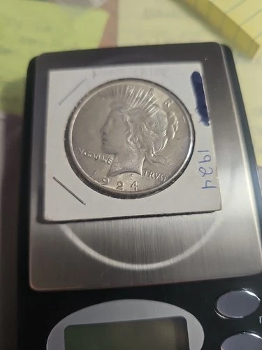1924-P Peace Dollar 90% Silver American Coin