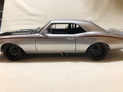 CAMARO SILVER COMP COUPE 1967 CHEVROLET DIECAST 1/18 GMP CAMARO SILVER COMP COUPE 1967 CHEVROLET DIECAST 1/18 GMP