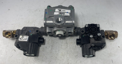 トランキーロ様10/27 New Bendix K109815 K105765 ATR-6 ABS Traction Relay Valve w/2