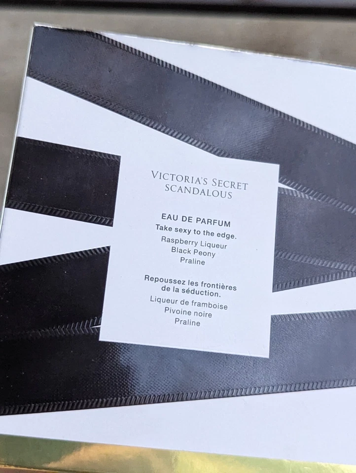 Lote VICTORIA'S SECRET PERFUME EAU FLOR SALVAJE ESCANDALOSO Y SALVAJE 1,7 oz 50 ml NUEVO Foto 4 de 4