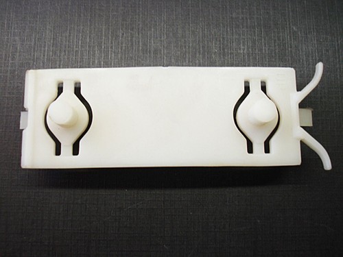 2 pcs NORS front fender moulding clips 3-5/8" tall fits 1978-1987 Oldsmobile - Picture 5 of 9