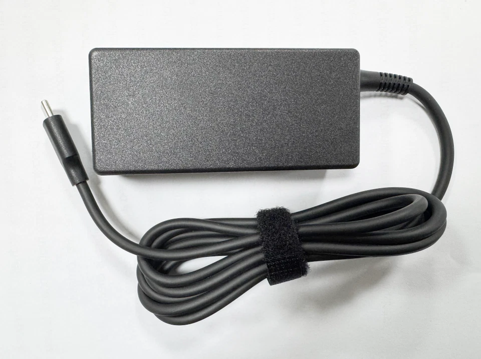 KP.0450H.012 Acer Chromebook  R721T C733 AC Adapter 45W 100-240V~1.2A 50-60 Hz - Image 2 of 3