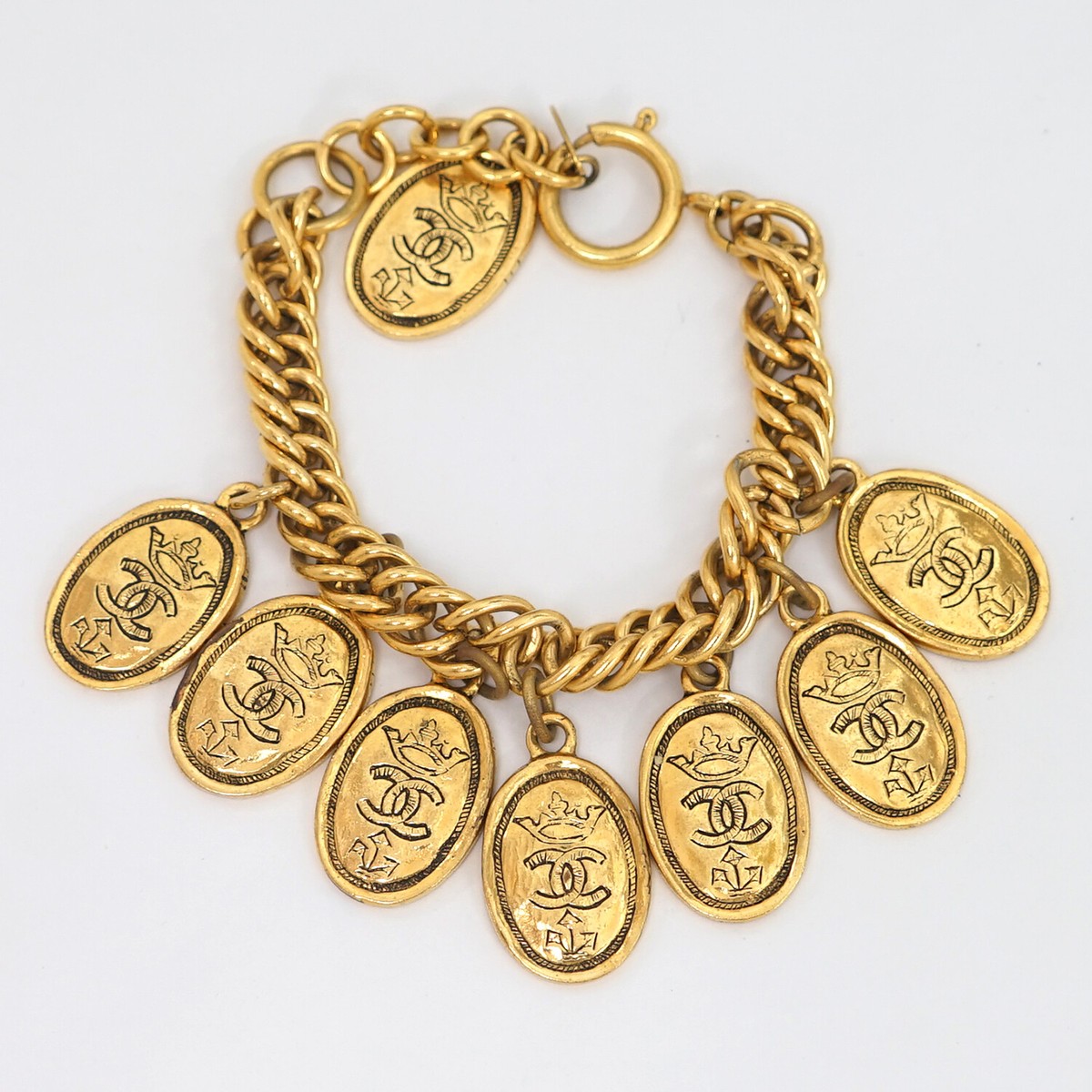 CHANEL Paris CC Logos Oval Coin Charm Bracelet 7.1