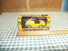 SHELBY COLLECTIBLES "SHELBY COBRA 427 S/C" Diecast Car - 1/43 Scale