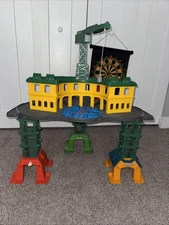   Thomas The Train Friends Super Station Playset  