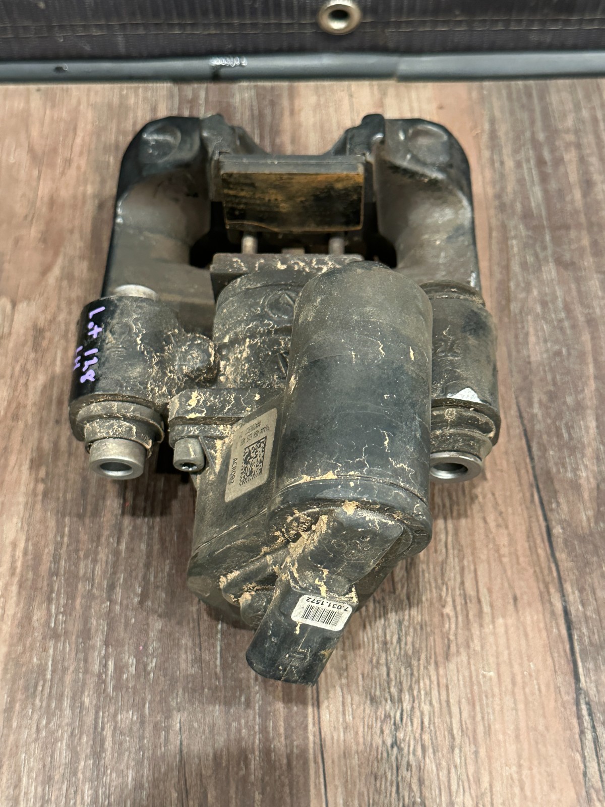 Audi R8 2017 LEFT Parking brake caliper