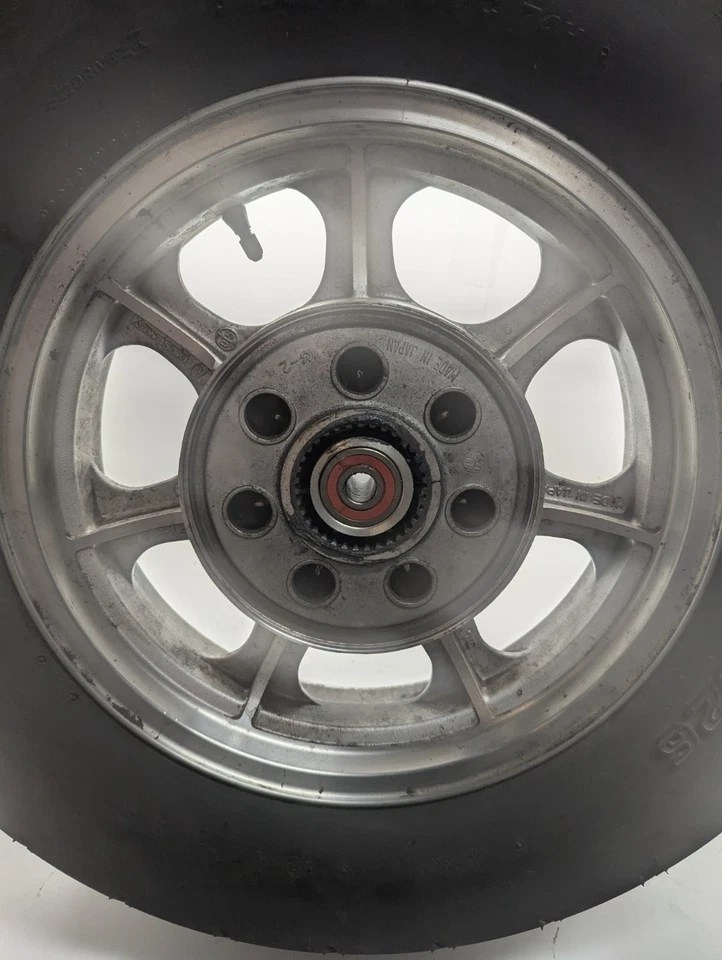 Rueda trasera y neumático Kawasaki Vulcan 750 OEM 1986-2005 Foto 2 de 4