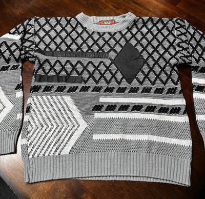 ChartWell Sweater, Men's Size Medium, Gray Black Knit, Vintage, Genuine Leather