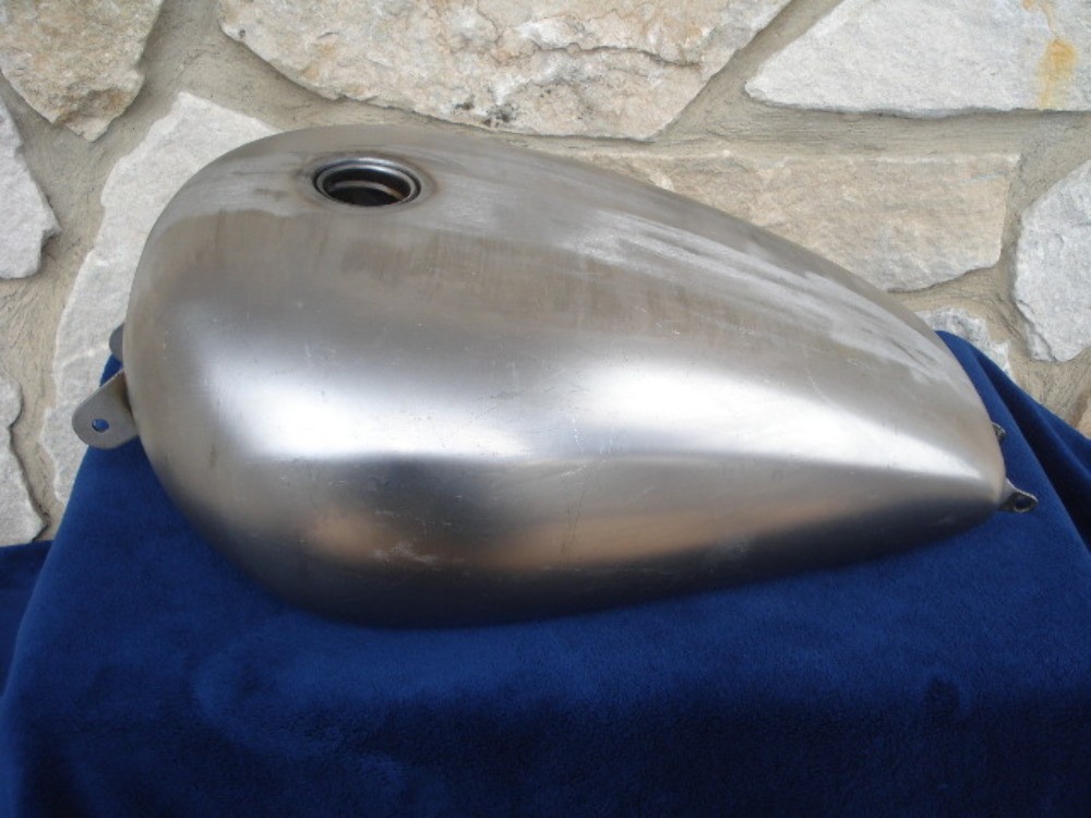 4.5 GALLON REPLACEMENT FUEL GAS TANK EFI INJECTED INJECTION HARLEY