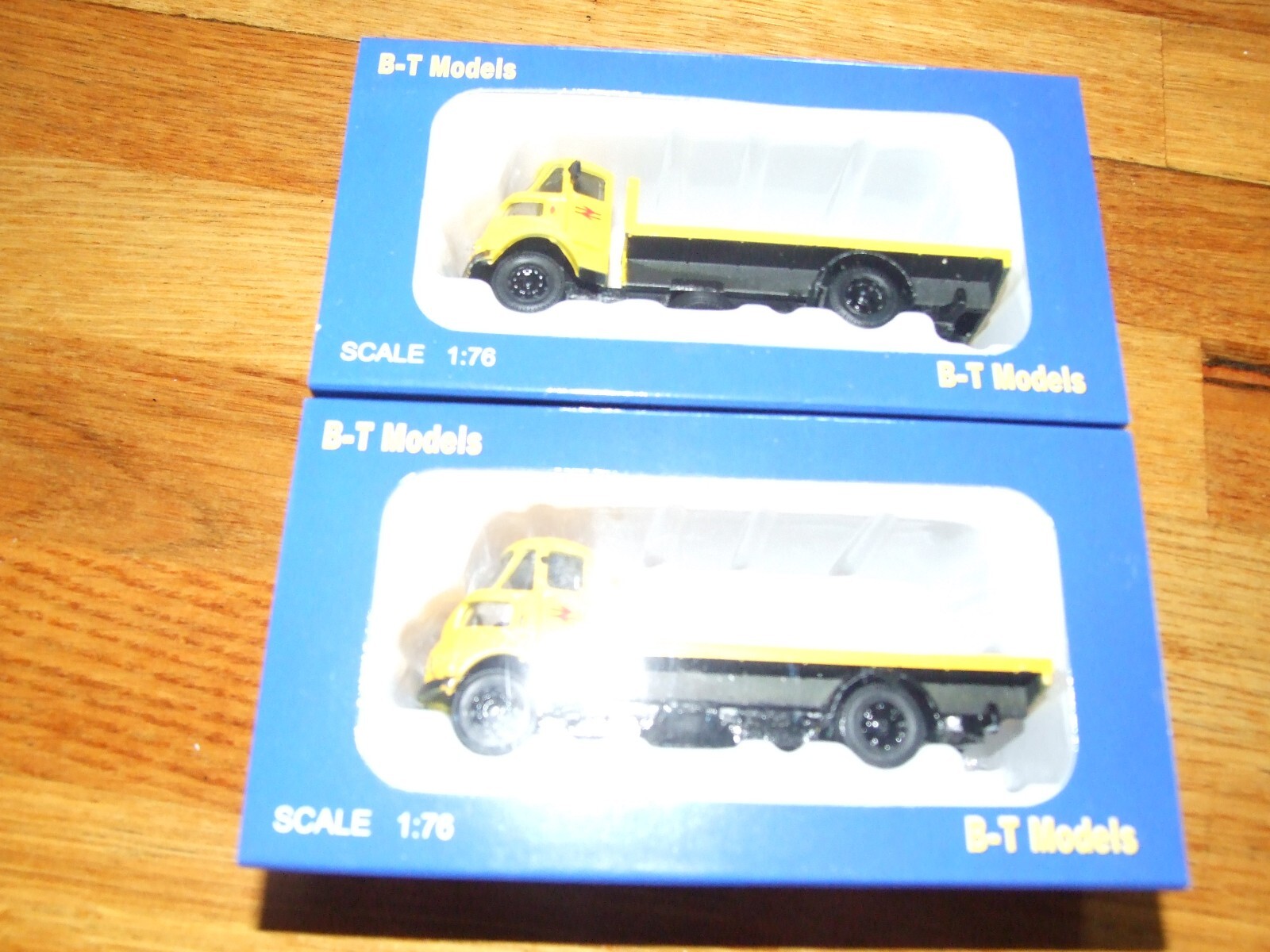 2 Base Toys British Rail 1/76th scale Leyland Lorries eBay