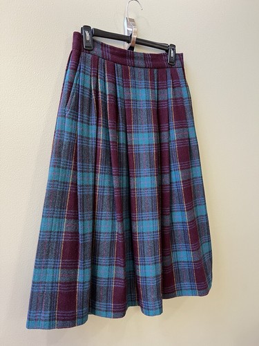 The Eagle’s Eye Vtg Wool Plaid Academia Purple Blue Pleated Skirt Sz 10 Lined - Picture 3 of 22