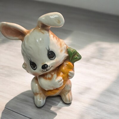 VINTAGE CERAMIC BUNNY RABBIT WITH CARROT FIGURINE UNBRANDED | eBay