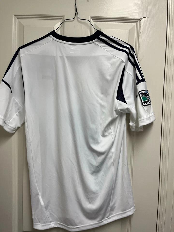 NWT 2012/13 Omar Gonzalez Signed LA Galaxy Home Jersey  M Jersey Los Angeles - Image 2 of 2