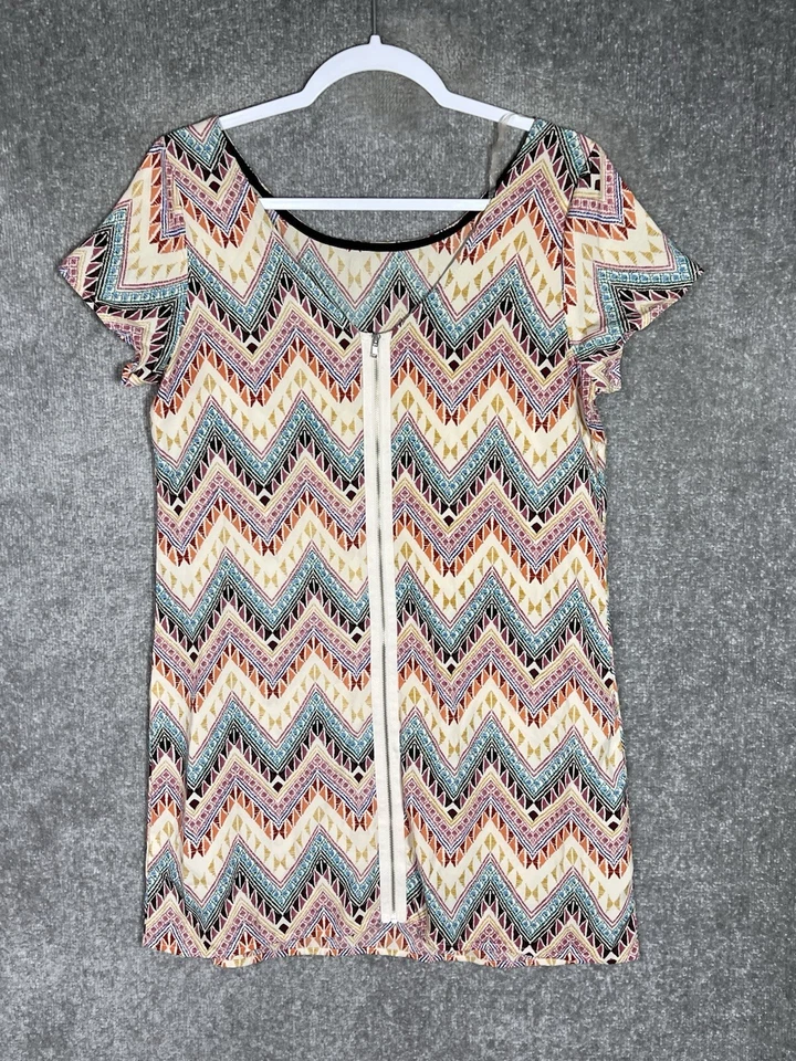 Mini Vestido Body Central Para Mujer Talla Grande Chevron Geométrico Cremallera Espalda Hecho en EE. UU. Foto 2 de 4