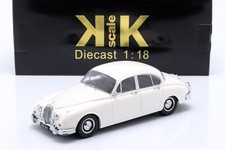 Daimler 250 V8 RHD anno 1962 bianco scala 1:18 KK