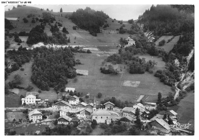 BM-BFP1-0746-74 - LE FORCLAZ - Panoramablick aus Der Luft