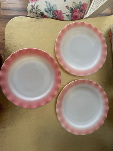3 Hazel Atlas Crinoline Pink Ripple Milk Glass Dinner Plates 9” EUC Vintage