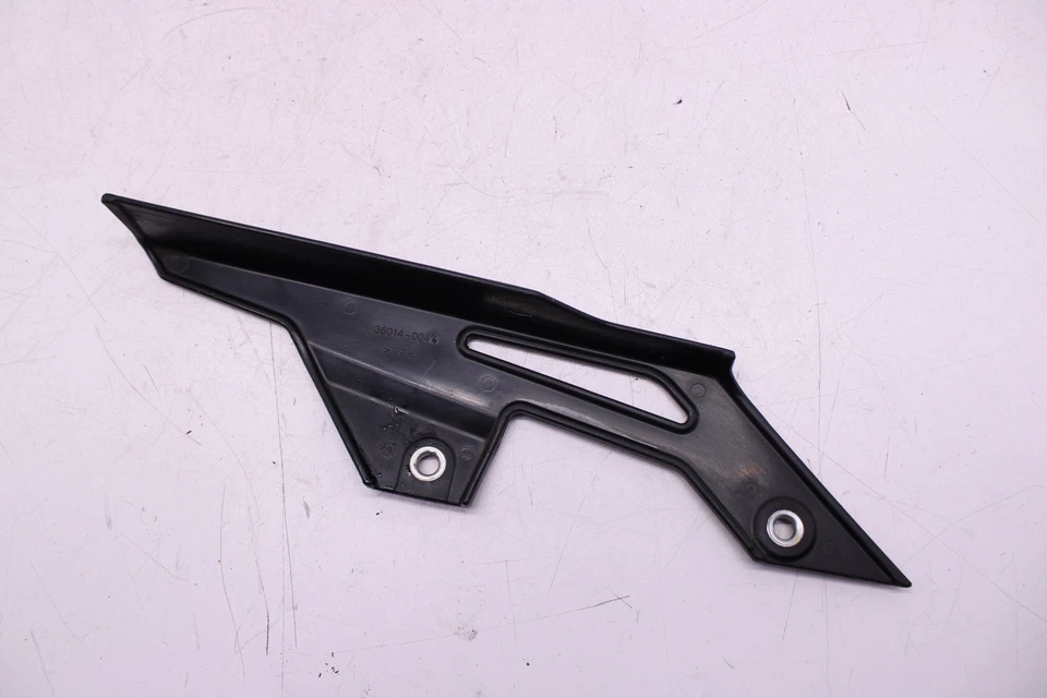 17-21 KAWASAKI Z650 ZR650 ABS TRANSMISIÓN TRASERA CADENA PROTECTOR ESCUDO Foto 3 de 4