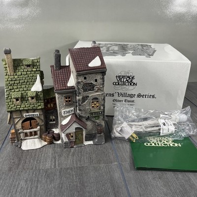 Dept 56 Dickens Heritage Village Oliver Twist Fagin's Hide-A-Way #5552-2 Lighted