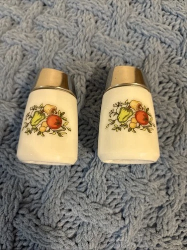 STARLINE Milk Glass SALT & PEPPER SHAKERS Vegetables #902 Spice of Life, VTG