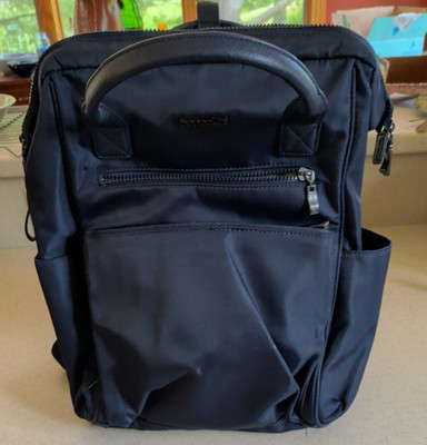 Baggallini Navy Soho Travel Laptop Backpack / Lightweight Water Resistant