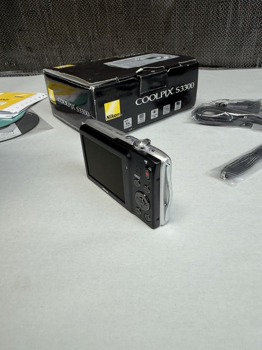New Open Box* Nikon Coolpix S3300 16MP Digital Camera Silver - Kit