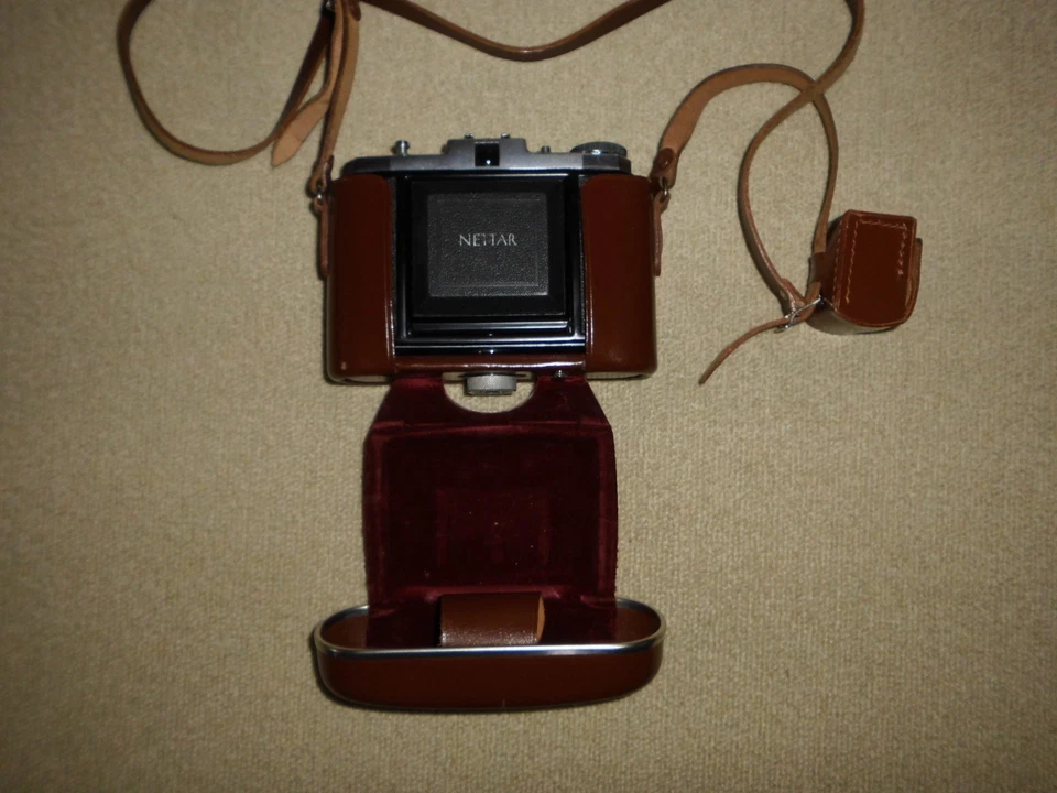 Zeiss Ikon Nettar 518/16 Klappkamera Novar-Anastigmat 1:4.5 f=75mm Vario - Bild 2 von 4