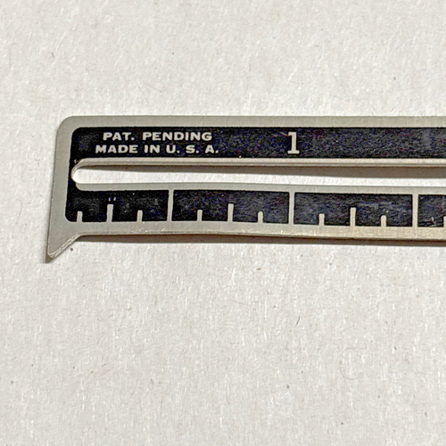 HIAWATHA Metal Sewing & Knitting Gauge Made in the USA Vintage Americana Measure - Picture 3 of 4