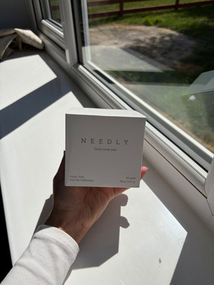 NEEDLY Daily Toner Pads 60 Pads 280g Feuchtigkeitsspendende Milchsäure Salicylsäure