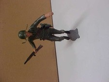 MARX 1963 USMC MARINE HAND PAINTED SOLDIER HARD PLASTIC