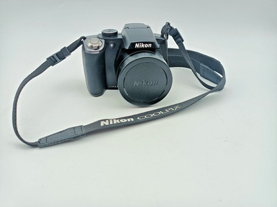 Nikon Coolpix P80 Digital Camera 18x Optical Zoom Black / ohne Ladegerät