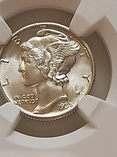 1935 Mercury Dime NGC MS 65 FB brilliant Uncirculated Silver Dime Coin