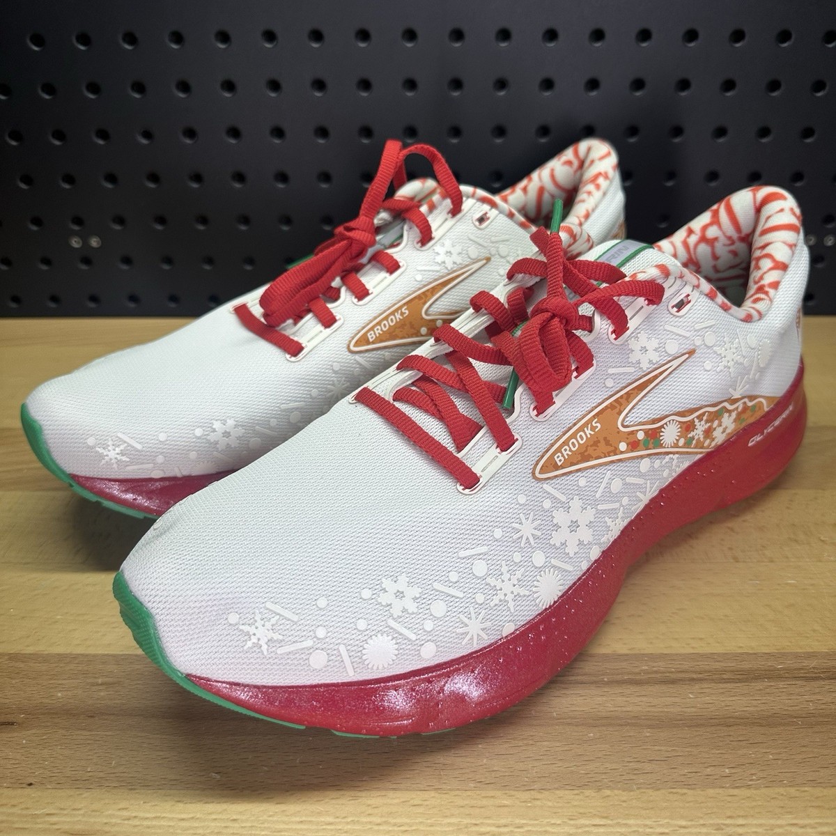 Brooks Glycerin 20 Run Merry Christmas Men’s Size 11 Running Shoes 1103821D683 Brooks Glycerin 20 Run Merry Christmas Holiday Xmas Running  main image 2